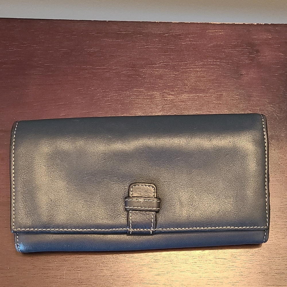 Tignanello Women's Consulter Leather Wallet Blue